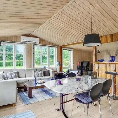 3 Bedroom Gorgeous In *